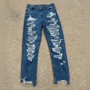 american eagle cross over ripped jeans